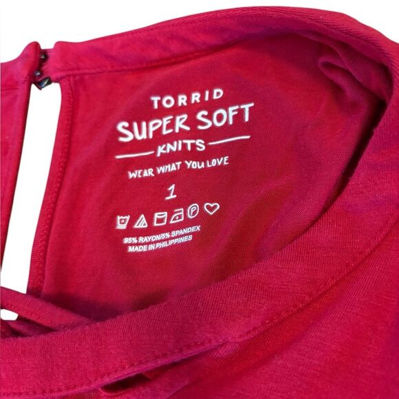 Torrid Super Soft Knits Babydoll Tunic Top Lattice Neck Womens Size 1 Red - Picture 8 of 11